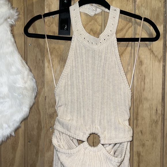 New 🏷️Women’s Knit Dress 👗 - Picture 4 of 9